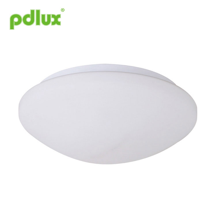 Wodoodporna mikrofalowa lampa indukcyjna LED IP44